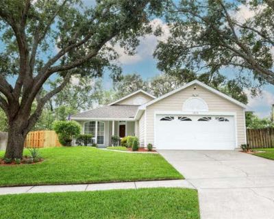 3 Bedroom 2BA 1366 ft Single Family Home For Sale in APOPKA, FL