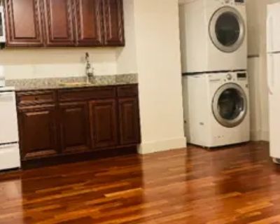 1 Bedroom 1BA 700 ft Condo For Rent in Lowell, MA