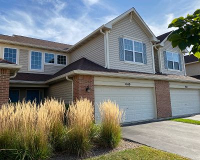 2 Bedroom 2BA 1500 ft House For Rent in Waukegan, IL