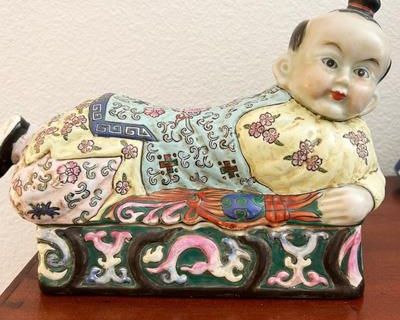 1702 Creekview Ct, Petaluma, CA. Photos are updated.Sunday half off (a few exclusions may apply to artwork)Exquisite, Elegant, Fine Art and Antiques Estate Sale (Lovely Oil Paintings, and other artwork) This sale is beautiful and filled with several oil paintings (19th & 20th century) Fine East Coast Antique furniture. Chinese import pieces. Ornate Italian gold framed mirrors. Ornate Italian Gi...