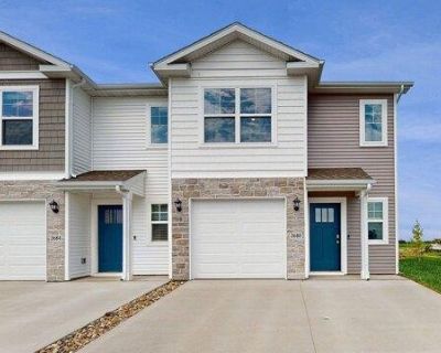 3 Bedroom 2.5BA Condo For Rent in Waukee, IA