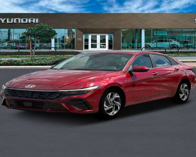 Used 2025 Hyundai Elantra SEL Convenience