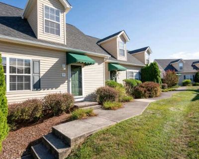 2BA 1440 ft Condominium For Sale in GRAY, TN