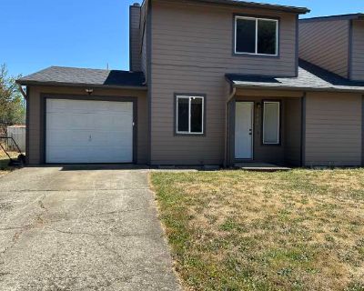 3 Bedroom 1.5BA 1125 ft Pet-Friendly Apartment For Rent in Salem, OR