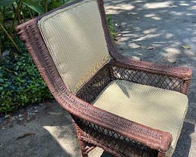2 Free porch or living room chairs