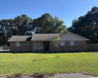 3 Bedroom 2BA 2108 ft Apartment For Rent in Sumter County, SC