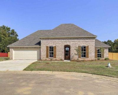 Room For Rent in 1BR 1BA Property, Brandon, MS