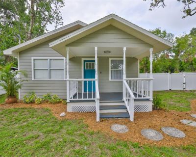 3 Bedroom 2BA 1308 ft Single Family House For Sale in Tampa, FL