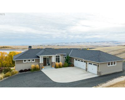 5 Bedroom 3BA 4706 ft Single Family House For Sale in Pendleton, OR