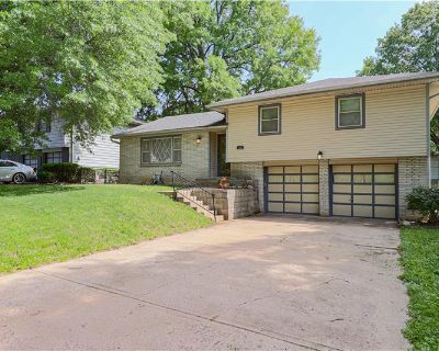 4 Bedroom 3BA 2264 ft Home For Sale in Kansas City, Missouri