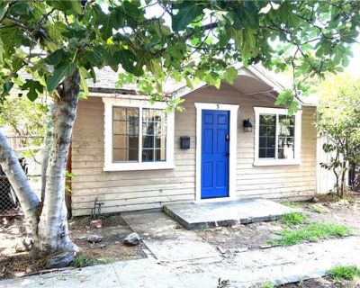 1 Bedroom 1BA 424 ft Condominium For Sale in PASADENA, CA