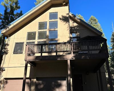 3 Bedroom 2BA 2100 ft Pet-Friendly Single Family Home For Rent in Truckee, CA