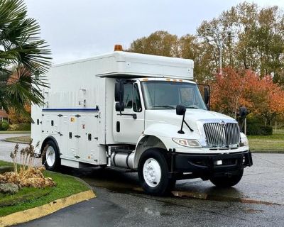 2011 International 4400 Diesel Service Truck with PTO & Trailer Tow Package