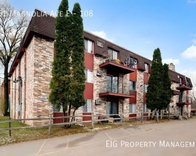 2 Bedroom 1BA 1000 ft Apartment For Rent in St. Paul, MN