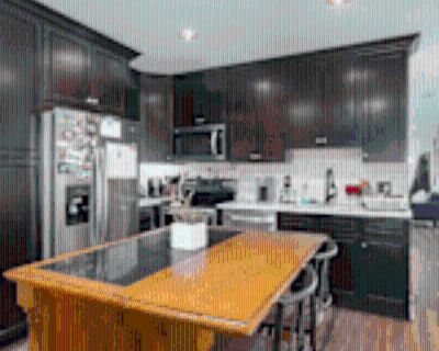 5 Bedroom 3BA Apartment For Rent in Philadelphia, PA 2213 N 17th St unit 2