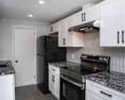 2 Bedroom 1BA 700 ft² Apartment For Rent in Doylestown, PA 264 W State St #B