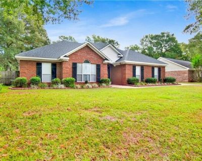 Southern Oaks Trl, Grand Bay, Home For Sale