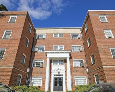 2 Bedroom 1BA 663 ft Apartment For Rent in Charlottesville, VA