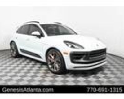 2022 Porsche Macan GTS