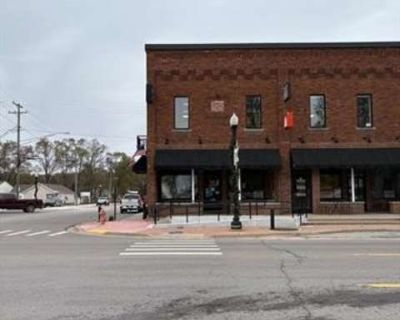 3 Bedroom 2BA 1800 ft Apartment For Rent in Pinckney, MI