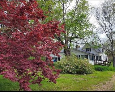 4 Bedroom 1.5BA 1254 ft Single Family House For Sale in Orono, ME