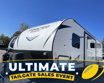 2018 Thor Motor Coach Geneva 19VT Ford