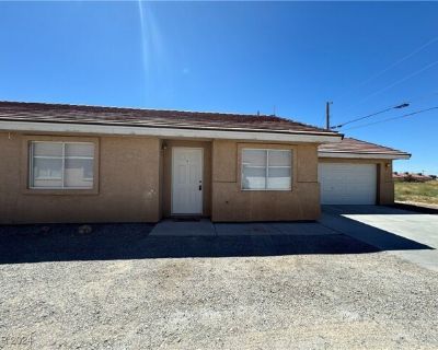 Bourbon St Apt B, Pahrump, Flat For Rent