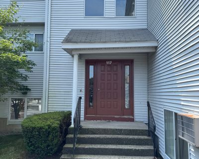 2 Bedroom 1BA 1032 ft Townhouse For Rent in Waterbury, CT
