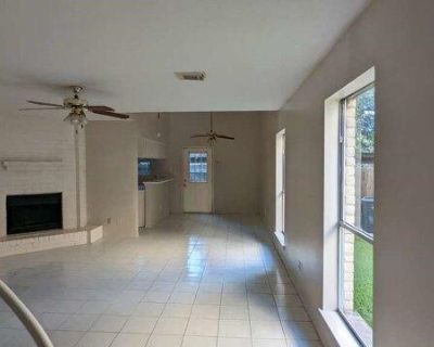 2 Bedroom 1.5BA Condo For Sale in Humble, TX