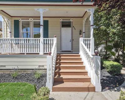 Available on: now. Furnished. Internet included * Students welcome * 40+ years welcome Emil will require background checks for this room Learn more. Furnished private bedroom in a two-story classic Victorian house in downtown San Jose. Updated kitchen and bathrooms with LED lights. Two blocks from SJSU. Walking distance to San Jose downtown with grocery, restaurants, theaters, convention center...