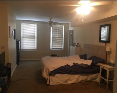 $ 2000.     2 bd rm and 1/2 bd rm , eat-in kitchen, living rm , 1 bath,