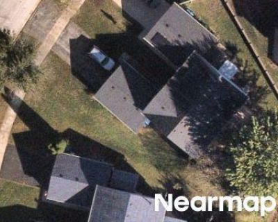 3 Bed 1.5 Bath Preforeclosure Property in Aurora, IL 60504 - Dorothy Dr