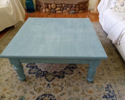 Square coffee table - used