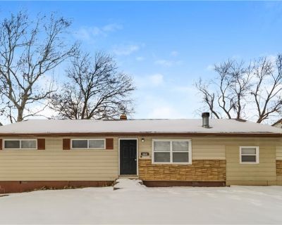 3 Bedroom 1BA Apartment For Rent in Grandview, MO