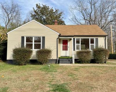 2 Bedroom 1BA 882 ft Single Family Home For Sale in MARTINSVILLE, VA