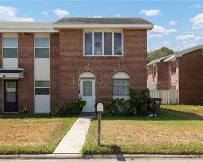 2 Bedroom 1.5BA Condo For Sale in Edinburg, TX