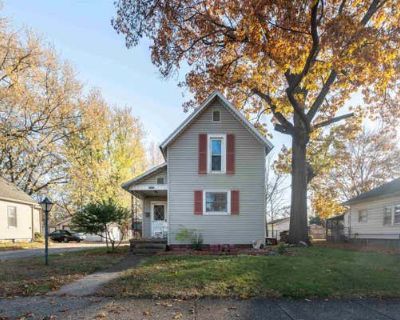 2 Bedroom 1BA 988 ft Single Family Home For Sale in ELKHART, IN
