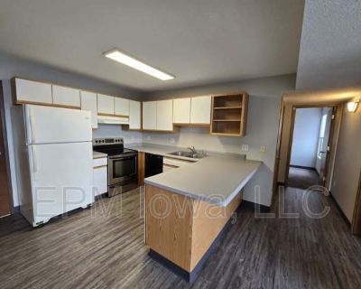 4 Bedroom 2BA 0 ft Pet-Friendly Apartment For Rent in Cedar Rapids, IA