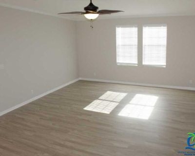 3 Bedroom 3BA 1848 ft Mobile Home For Rent in Winter Haven, FL