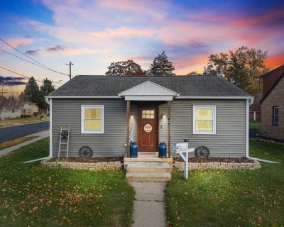 2 Bedroom 1BA 672 ft Single Family House For Sale in Watertown, WI
