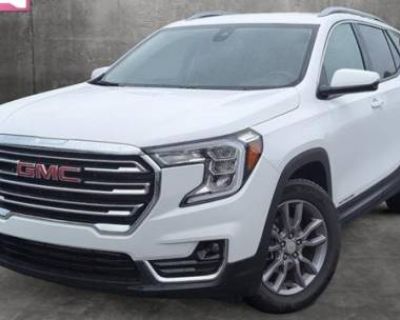 Used 2024 GMC Terrain SLT