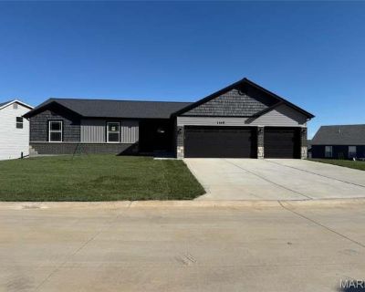 3 Bedroom 2BA 1360 ft Apartment For Rent in St. Charles County, MO