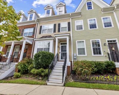 4 Bedroom 3.5BA 0 ft Apartment For Rent in Towson, MD