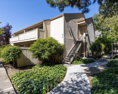 2 Bedroom 2BA 956 ft Condo For Sale in Santa Clara, CA