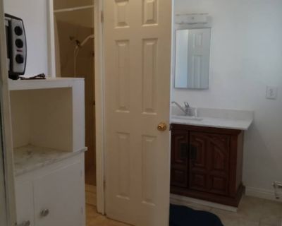 Available on: now. Unfurnished. Parking available * Internet included * LGBTQ+ friendly * Students welcome * 40+ years welcome Ron will require background checks for this room Learn more. Bedroom for rent with its own connected bathroom. Internet, power, and water is included in the rent. The common areas inside the residence and outside the residence are covered by CCTV. Month to month lease a...