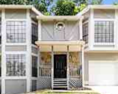 3 Bedroom 2BA 1738 ft² Pet-Friendly House For Rent in Norcross, GA 1097 Williamsburg Ln