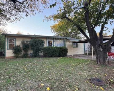 3 Bedroom 2BA 1134 ft Furnished Apartment For Rent in Abilene, TX