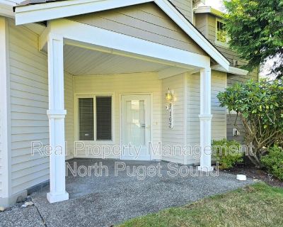 2 Bedroom 2BA 1400 ft Pet-Friendly Condo For Rent in Mukilteo, WA