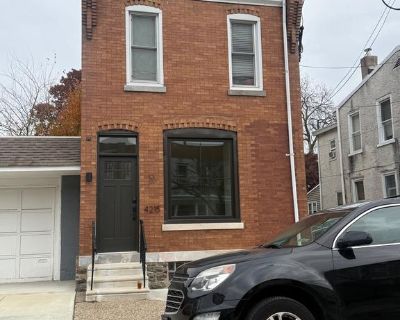 4215 Manayunk Avenue. Property for Rent in Philadelphia, PA for $800. This property was built in 2017 on a lot size of 0.07.. Charming Commercial Space in the Heart of Manayunk Ideal for Small Business Discover a bright and versatile commercial space located on the first floor of a well-maintained building in the highly sought-after Manayunk neighborhood of Philadelphia. This open-concept room ...