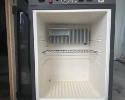 Vanagon Fridge with door and frame